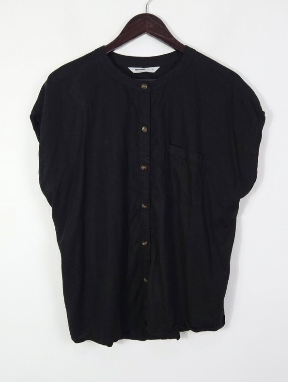 Sonoma black button down top
